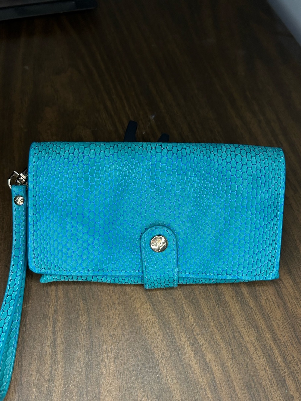 Stephanie Johnson Jane Wristlet Tech Wallet Green Snakeskin Print NWOT